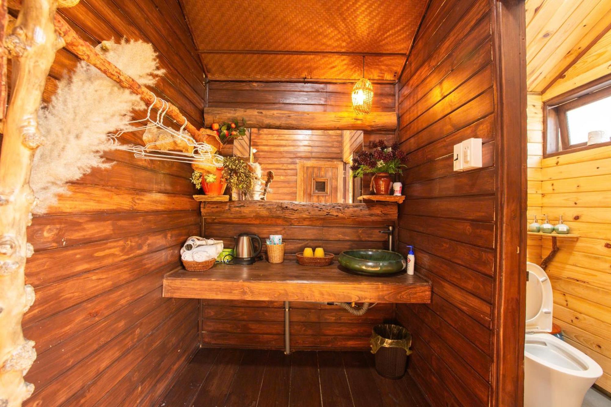 Nha Trong Ban - Homestay Mang Den Kon Von Kla Exterior foto